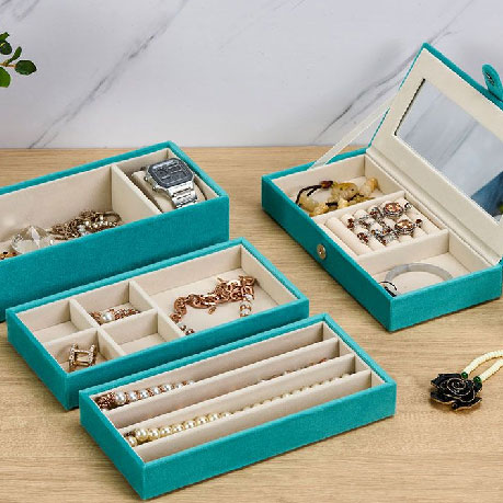 Trinkets & Jewelry Boxes