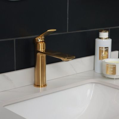 Milano Melz Basin Mixer Tap with Pop Up Waste & Flexible Pipe - Matte Gold