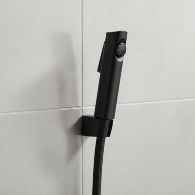 ميلانو فانتوم طقم شطاف | أسود مطفي | بخاخ يدوي محمول عصري ، لمسة نهائية مطفية متينة،، تصميمات حمام أنيقة | ضمان 3 سنوات