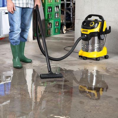 Karcher (1.348-235.0) Wd 5 Premium Wet & Dry Vacuum Cleaner