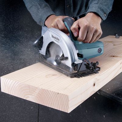 NS LP MAKITA Mt Blue Series Circular Saw 185Mm 1050W M5802B