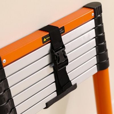 Milano Arnold Telescopic Aluminum Ladder 2.8 Mtr R11710S-Black/Orange