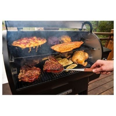 Ironwood 885 Wood Pellet Grill and Smoker with WIFI Smart Home Technology, Black