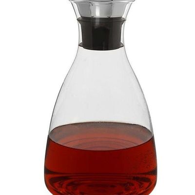 1CHASE Borosilicate Water Carafe With Stainless Steel Flow Lid  1600ML