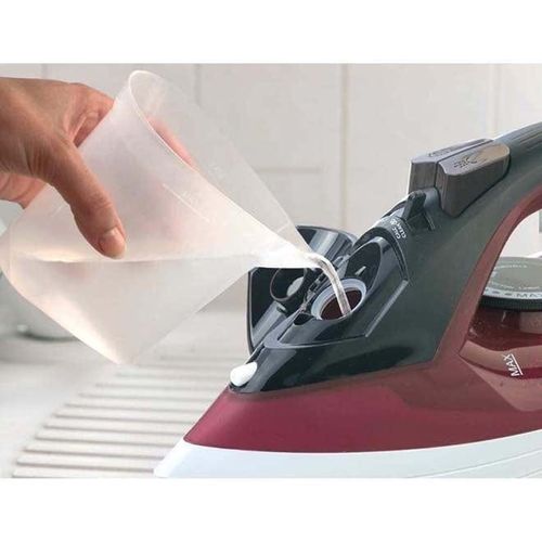 Steam Iron with Non-Stick Soleplate/Anti-Drip/Anti-Calc/Self Clean Function 300 ml 1600 W X1550-B5 Red/Black/White