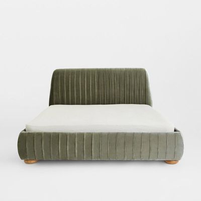 Victoria Channel Tufted 160X200 Queen Bed /Olive