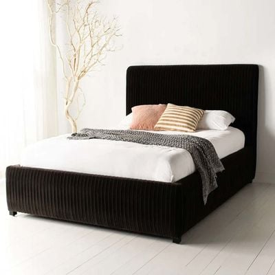 Hazel Pleated Velvet 180X200 King Bed/Black 