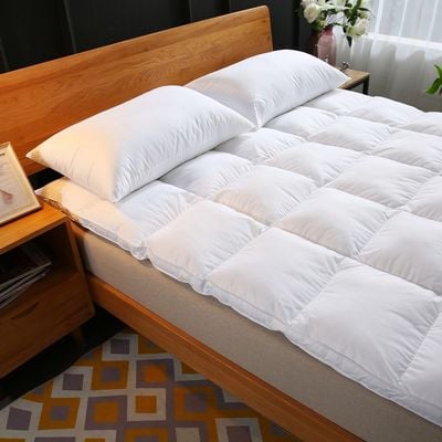  Mattress Topper, 140 x 200 + 5 cm Size, Super Soft White