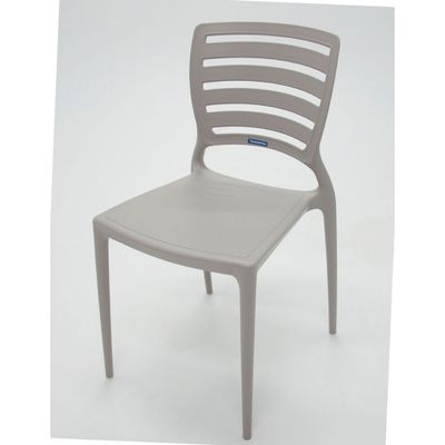 Tramontina Sofia Cream Polypropylene and Fiberglass Horizontal Slat Chair
