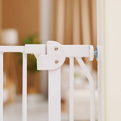 Baby Safe - Metal Safety LED Gate w / t 10cm Extension - White