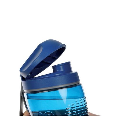 زجاجة سيستيما تريتان سويفت سعة 600 مل باللون الأزرق: خفيفة الوزن ومتينة ورائعة لأنشطة الصالة الرياضية واللياقة البدنية ومضادة للتسرب وخالية من مادة BPA وسهلة التنظيف