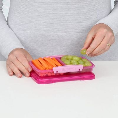 Sistema Small Split Lunch box 350ML comes with 2 stackable compartments & easy locking clips + flexible seals. Its microwave & dishwasher safe and BPA Free. Pink