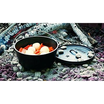 Lodge Pre-Seasoned Cast Iron Deep Dutch Oven 30.48 Cm (7.57 L) - Black