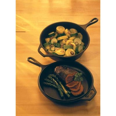 Lodge Pre-Seasoned Cast Iron Combo Cooker (3 L) - Black