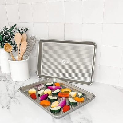 USA Pan Bakeware Nonstick Quarter Sheet Pan 1045Qs