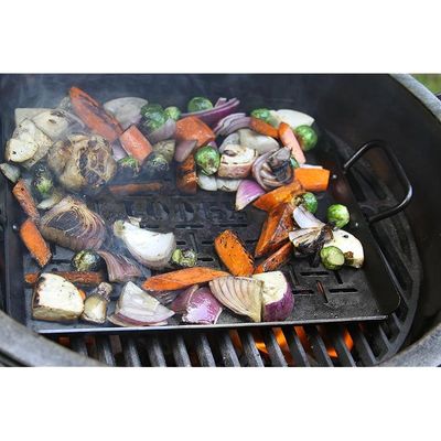 Lodge Carbon Steel Grilling Pan, Pre-Seasoned, 12 Inch - Black