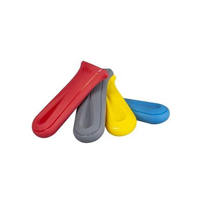Lodge Hot Deluxe Silicone Handle Holder - Red