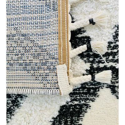 Nikka Rug-Geometric Style-Cream-Black-300 x 400 cm (9.8 x 13.1 ft)