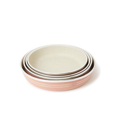 4-Piece Non-Stick Bakeware Set Includes Beige/Light Pink 