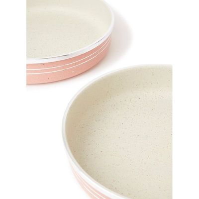 4-Piece Non-Stick Bakeware Set Includes Beige/Light Pink 