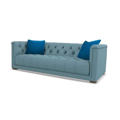 تصميم Galaxy Design Trafalgar 3 Seater Sofa جذاب التصميم مصنوع من نسيج القطن والبوليستر بنسبة 100%، قاعدة من الخشب النقي، لون أزرق رمادي فاتح GDFTRG-3060-11