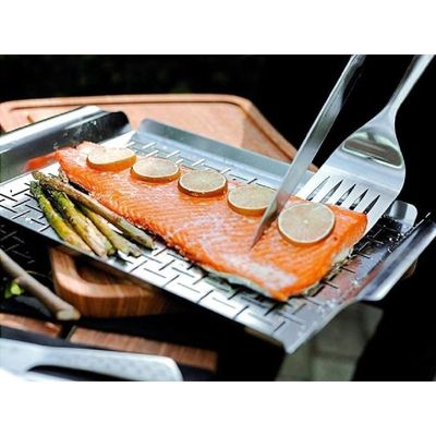 Weber® Deluxe Grilling Pan