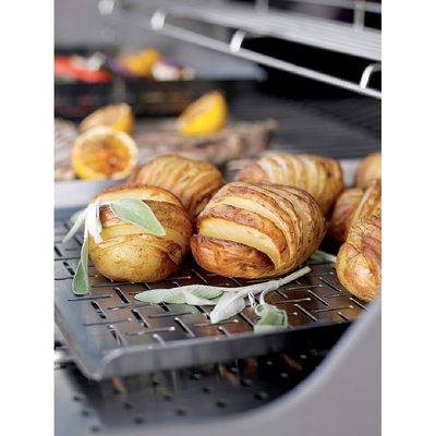 Weber® Deluxe Grilling Pan