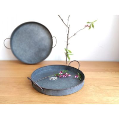 BLISS VIE ROUND IRON TRAY-26 CM