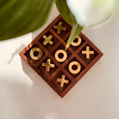 Quesera Wooden Tic Tac Toe Game