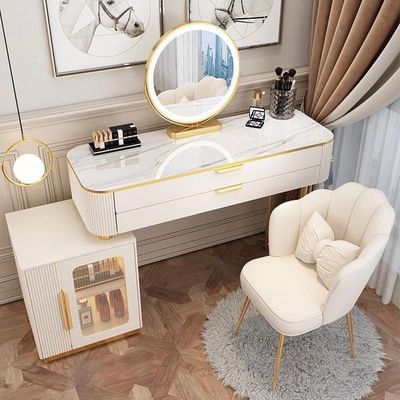 Dressers & Mirrors