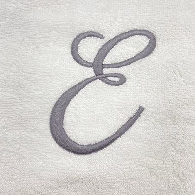 منشفة حمام  قزحية مطرزة لك (70 × 140 سم) حرف أبيض "E" خيط فضي بالانتينز خط 100% قطن - (مجموعة من 1) 600 جرام لكل متر مربع