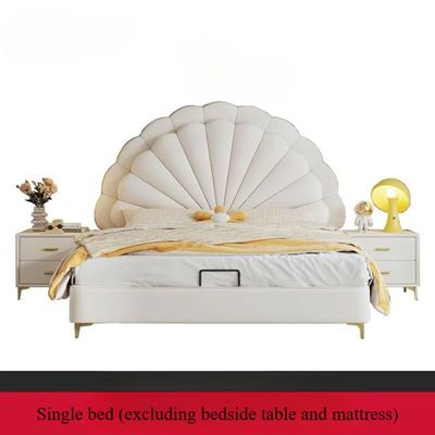 سرير عصري منجد من الجلد، لوح الرأس على شكل بتلة - مقاس كينغ 180 × 200 سم