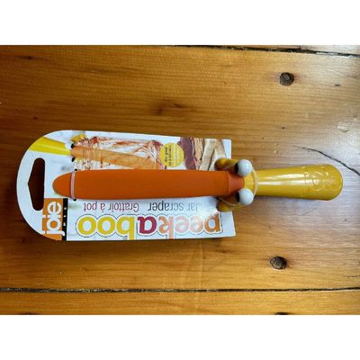 Joie Kitchen Gadget Peekaboo Jar Scraper