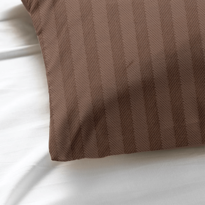 غطاء وسادة  توليب (بني داكن) مع شريط ساتان 1 سم (52 × 73 + 12 سم - مجموعة من قطعة واحدة) 100% قطن، أغطية سرير ناعمة وفاخرة بجودة الفنادق - 300 TC