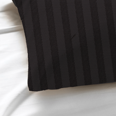 غطاء وسادة  توليب (فحمي) مع شريط ساتان 1 سم (52 × 73 + 12 سم - مجموعة من قطعة واحدة) 100% قطن، أغطية سرير ناعمة وفاخرة بجودة الفنادق - 300 TC