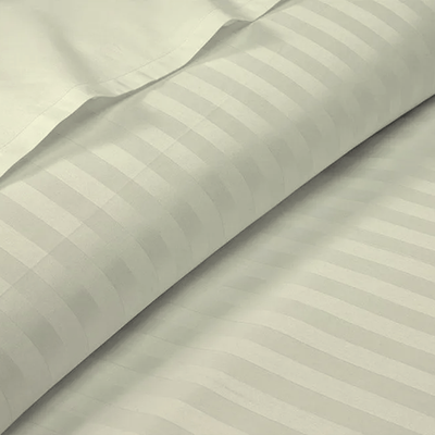 غطاء لحاف  توليب (كريمي) مقاس كوين مع شريط ساتان 1 سم (225 × 245 + 30 سم - مجموعة من قطعة واحدة) 100% قطن، أغطية سرير ناعمة وفاخرة بجودة الفنادق - 300 TC