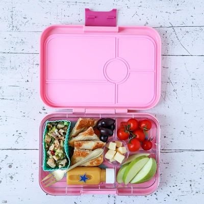 Yumbox Tapas Leakproof Bento Box, Lunch Box For Women, Teens And Kids, Large Size, 4 Compartment Tray With Large Section For Sandwich, Salads Plus Sides And Dip Well (Capri Pink - Rainbow)