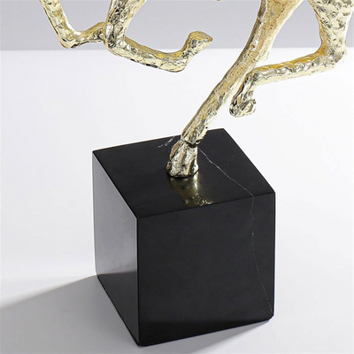 Golden Abstract Horse Sculpture Metal Handmade Craftsmanship Hfor Home Decor -Gold