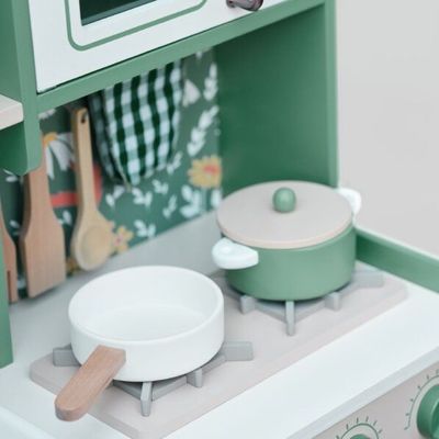 Classic World Vintage Play Kitchen: Spark Imaginative Feasts, it’s a retro toy kitchen for toddlers and wooden kitchen playset.