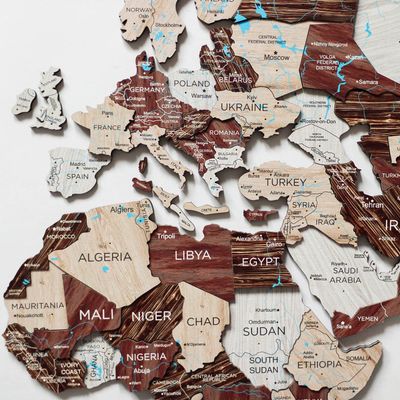 3D Wooden World Map - Cappuccino | M (100 x 60cm)