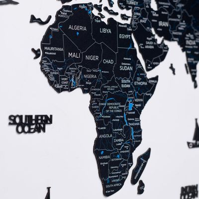 Wooden World Map - Midnight | S (73 x 49cm)