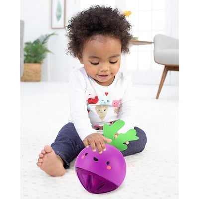 Skip Hop Developmental Learning Crawl Toy Beetbox, Farmstand Grow &amp; Play, 4.56X4.56X7.58 Inch (Pack Of 1)