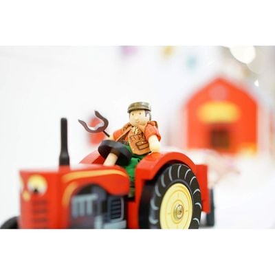 Le Toy Van Red Tractor : Wooden Play Set - Pretend Play - Imaginative Play - Educational Toy - Kids' Gift