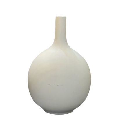 Blush Premium Fiber Narrow Neck Vase White Color Size 80cm*43cm