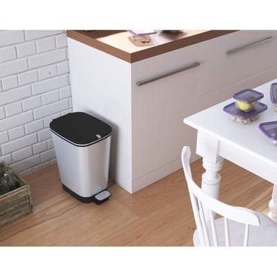 Keter Chic Bin S - Steel 10L with Removable Inner Bucket and Foot Pedal - Modern Design and High-Quality Plastic