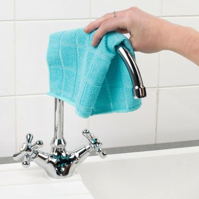 BELDRAY Microfiber Cleaning Cloths: Streak-Free Shine, Safe for Surfaces: Electronics, Glass, Kitchen, Bathroom and  Multipurpose Use(4 Pack) 