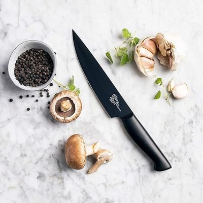 CHOP& GRILL MEAT KNIFE for slicing and chopping meats and stainless steel blade ensures durability and sharpness