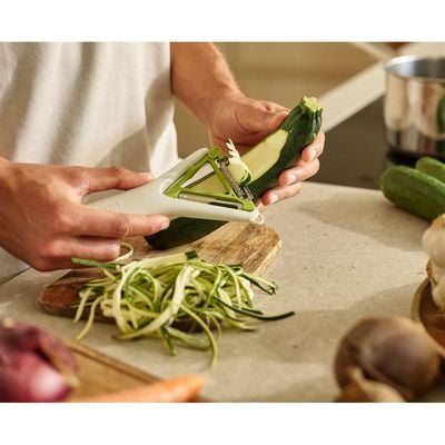 Joseph Joseph Switch 2-in-1 Potato Peeler, Straight and Julienne stainless steel blades, Dishwasher safe