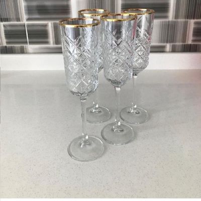 4-Piece Timeless Golden Touch Champagne Flute Set, 175 ml, 225 mm Height, 60 mm Diameter, Clear & Gold Line