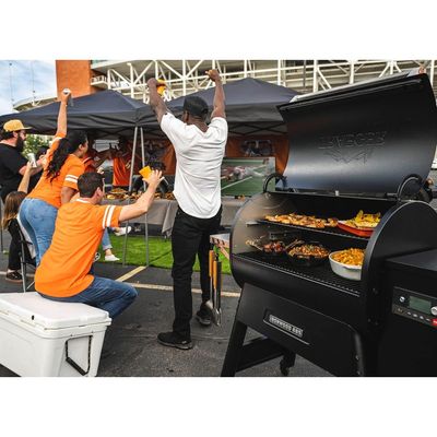 Traeger Ironwood 885 Pellet Grill